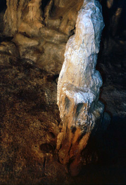 stalagmite sculpture frigolyte béton